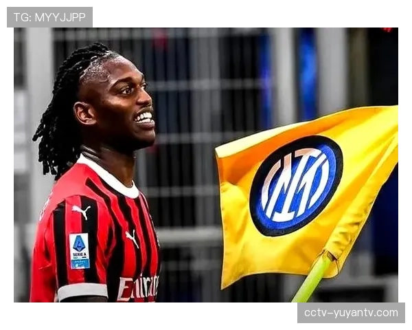 即时:莱奥因伤被换下,AC米兰边锋一瘸一拐走回更衣室 即时:莱奥因伤被换下,AC米兰边锋一瘸一拐走回更衣室